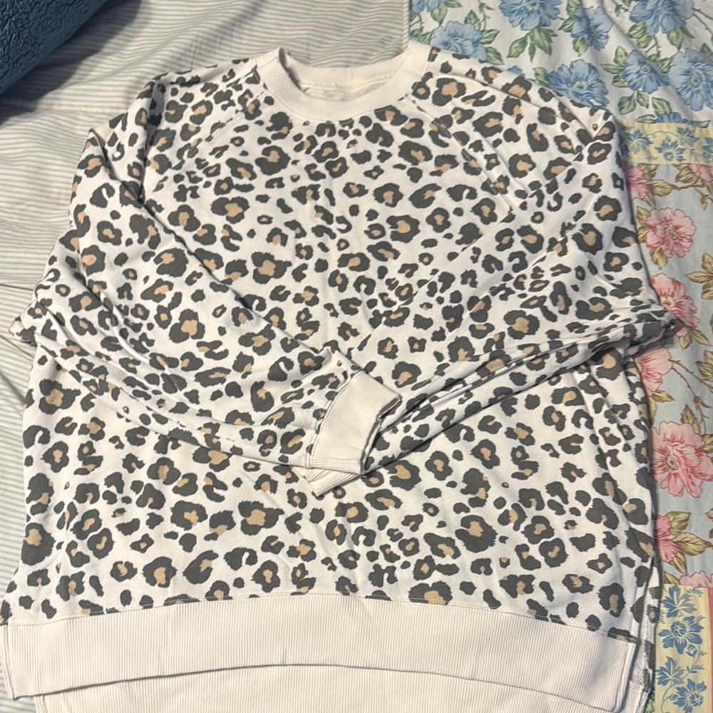 Aerie leopard print jegging fit sweatshirt. NWOT.
